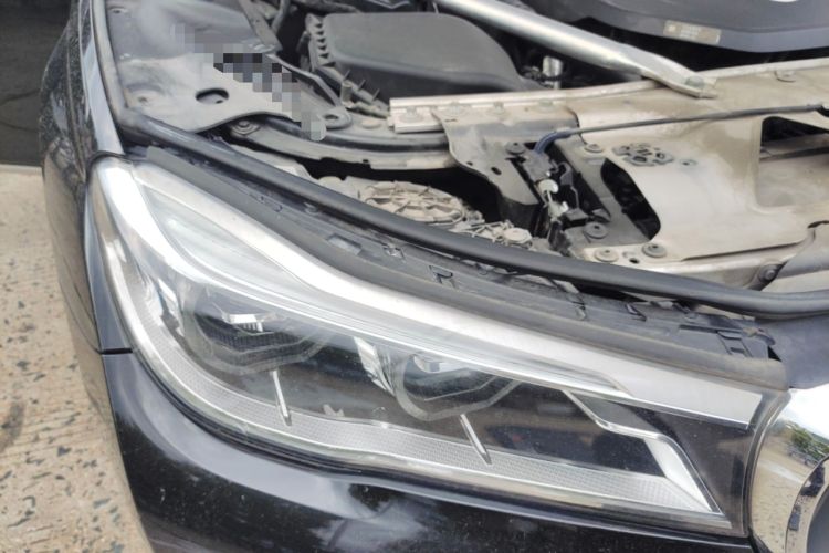 Used BMW 7 Series 2018 740Li Leading Model Excellence Package Right Front Headlight