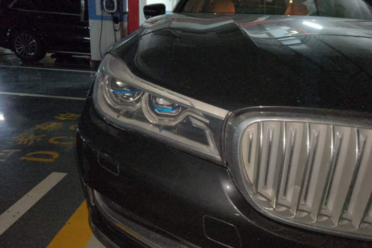 Used BMW 7 Series 2018 740Li xDrive Luxury Edition Excellence Package Right Front Headlight