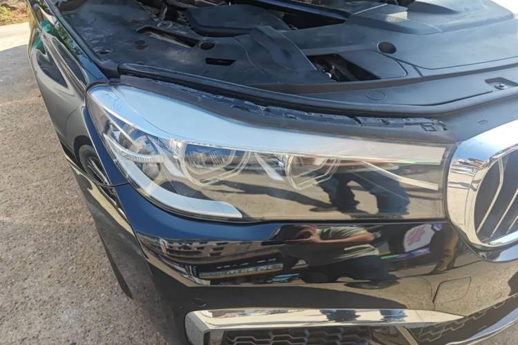 Used BMW 7 Series 2018 730Li Leading Model M Sport Package Right Front Headlight