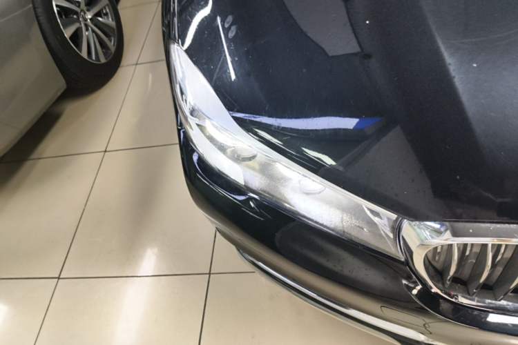Used BMW 7 Series 2018 730Li Leading Model Excellence Package Right Front Headlight