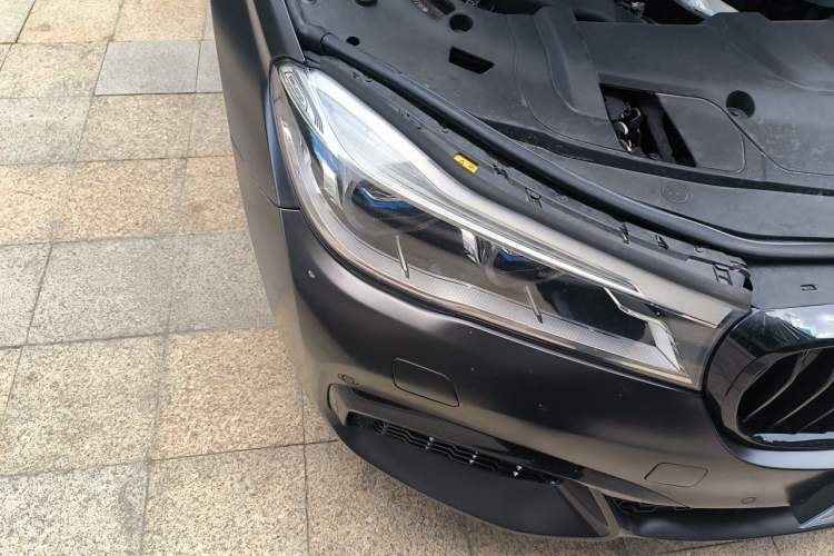 Used BMW 7 Series 2018 740Li xDrive Luxury Edition M Sport Package Right Front Headlight