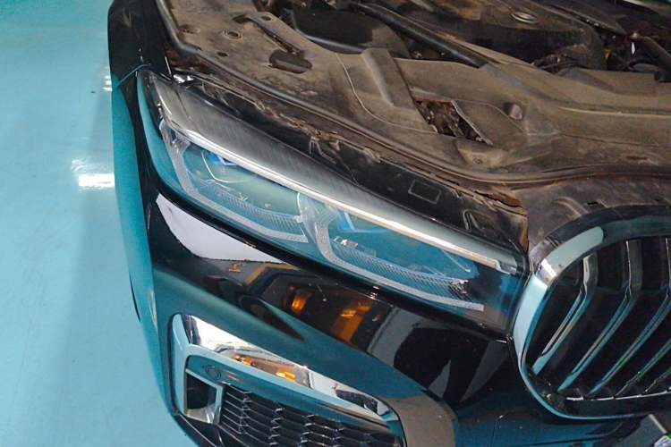 Used BMW 7 Series 2018 730Li Leading Model M Sport Package Right Front Headlight