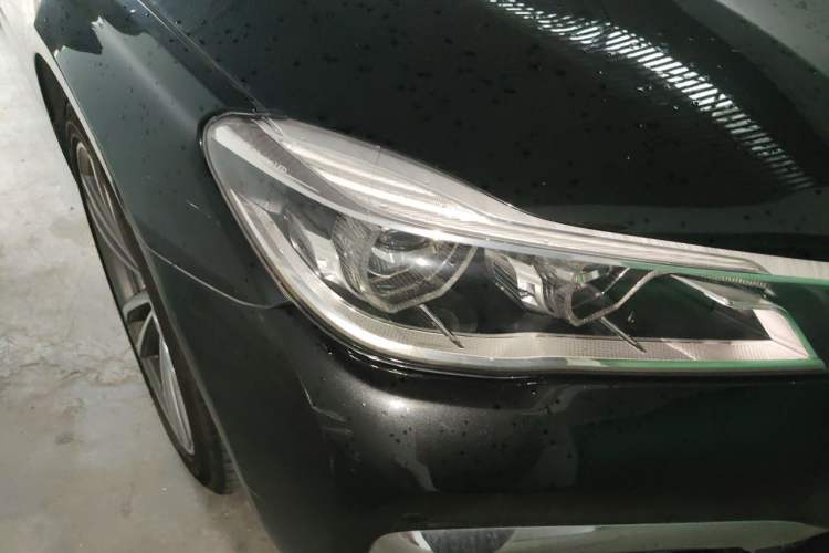 Used BMW 7 Series 2018 730Li Luxury Edition M Sport Package Right Front Headlight