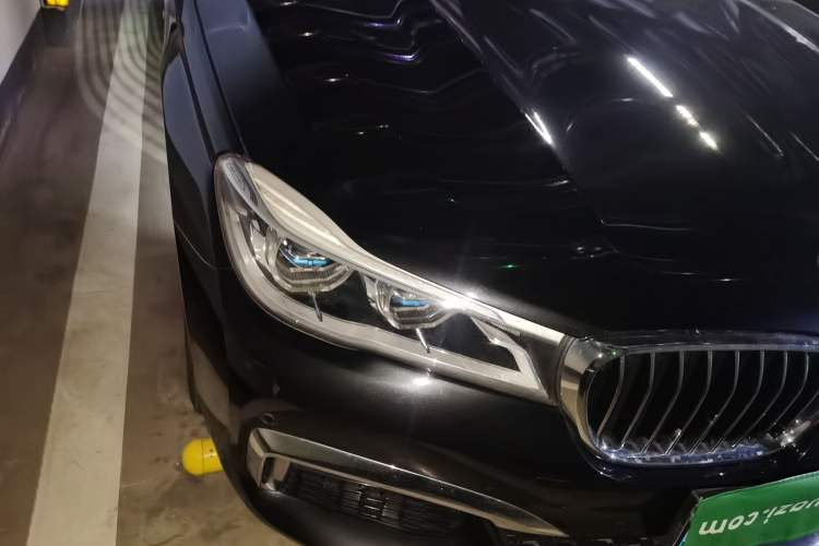 Used BMW 7 Series 2018 730Li Leading Model M Sport Package Right Front Headlight