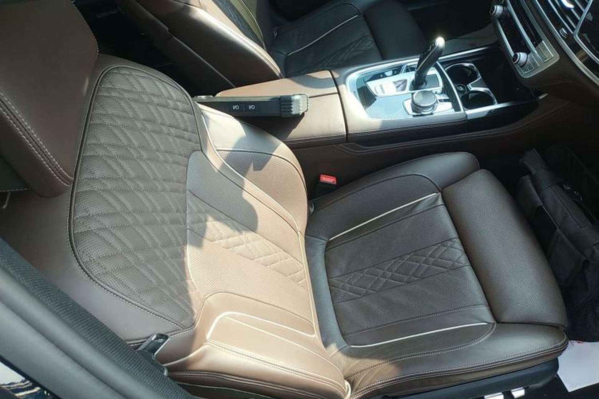 Used BMW 7 Series 2018 730Li Luxury Edition M Sport Package Right Front Seat