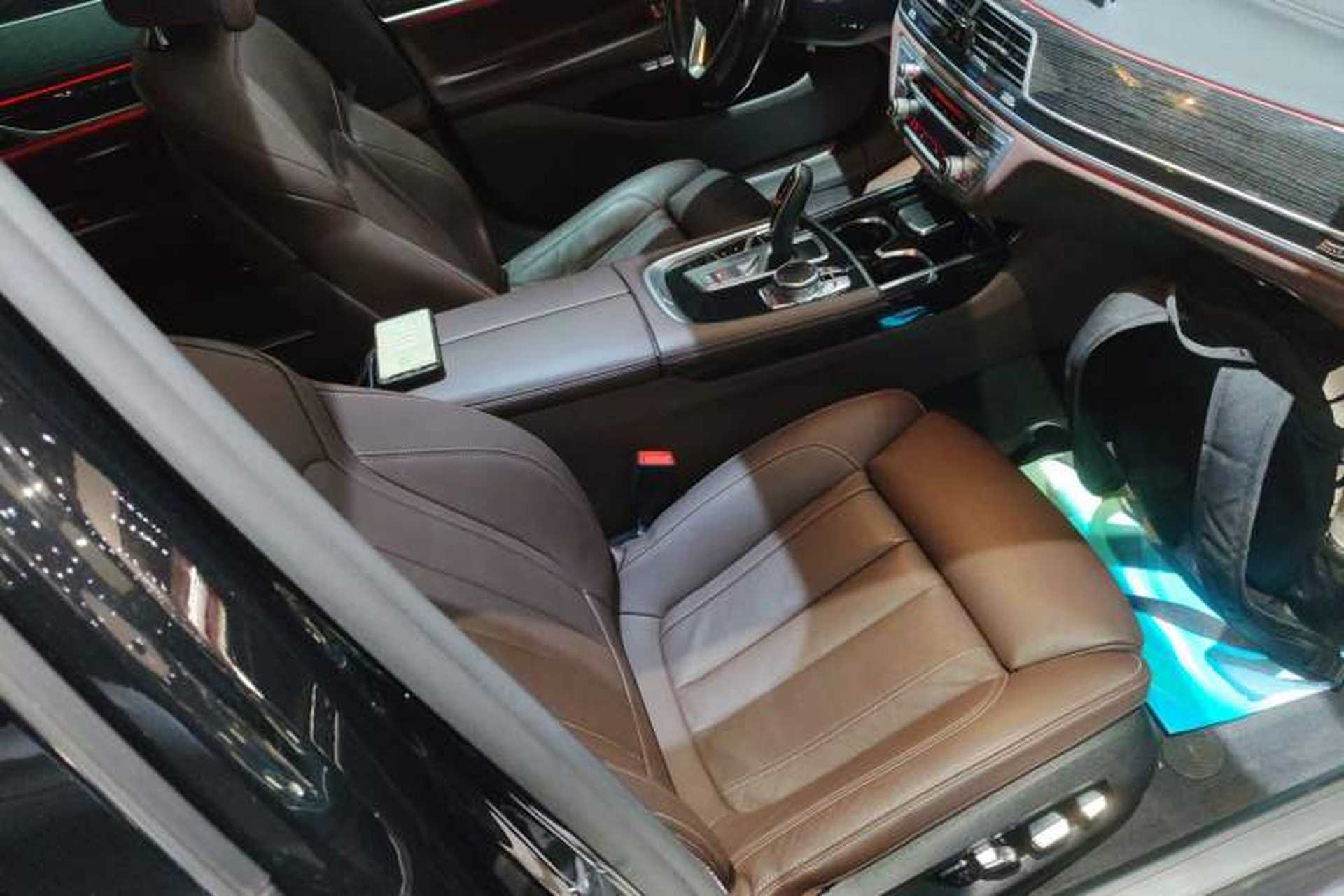 Used BMW 7 Series 2018 730Li Leading Model M Sport Package Right Front Seat
