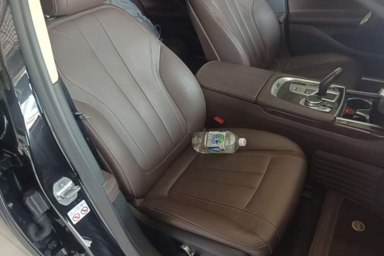 Used BMW 7 Series 2018 730Li Leading Model Excellence Package Right Front Seat