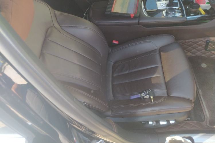 Used BMW 7 Series 2018 730Li Leading Model M Sport Package Right Front Seat