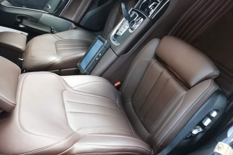 Used BMW 7 Series 2018 730Li Leading Model M Sport Package Right Front Seat