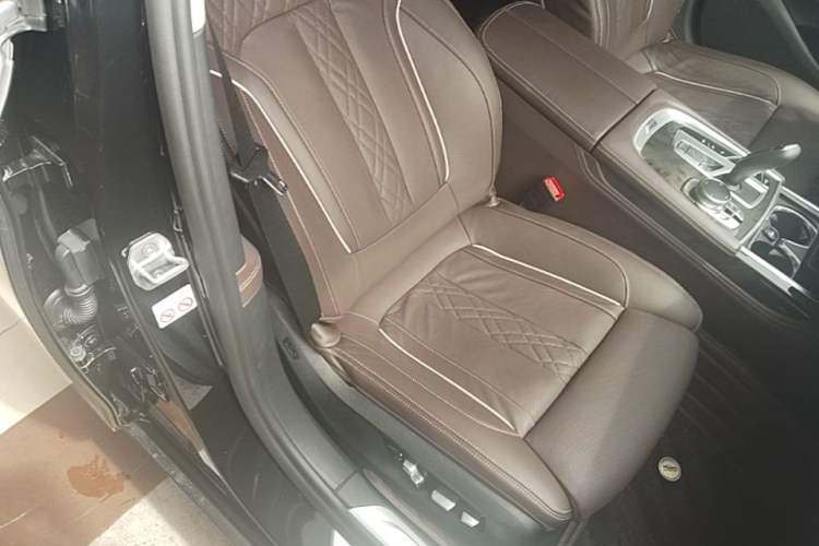Used BMW 7 Series 2018 730Li Luxury Model Excellence Package Right Front Seat