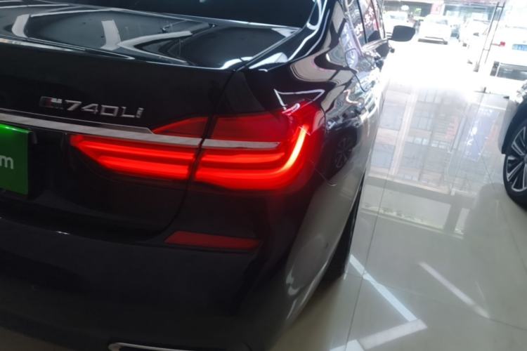 Used BMW 7 Series 2018 730Li Leading Model M Sport Package Right Rear Taillight