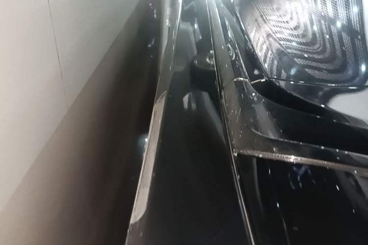 Used BMW 7 Series 2018 730Li Leading Model Excellence Package Right Side Sill