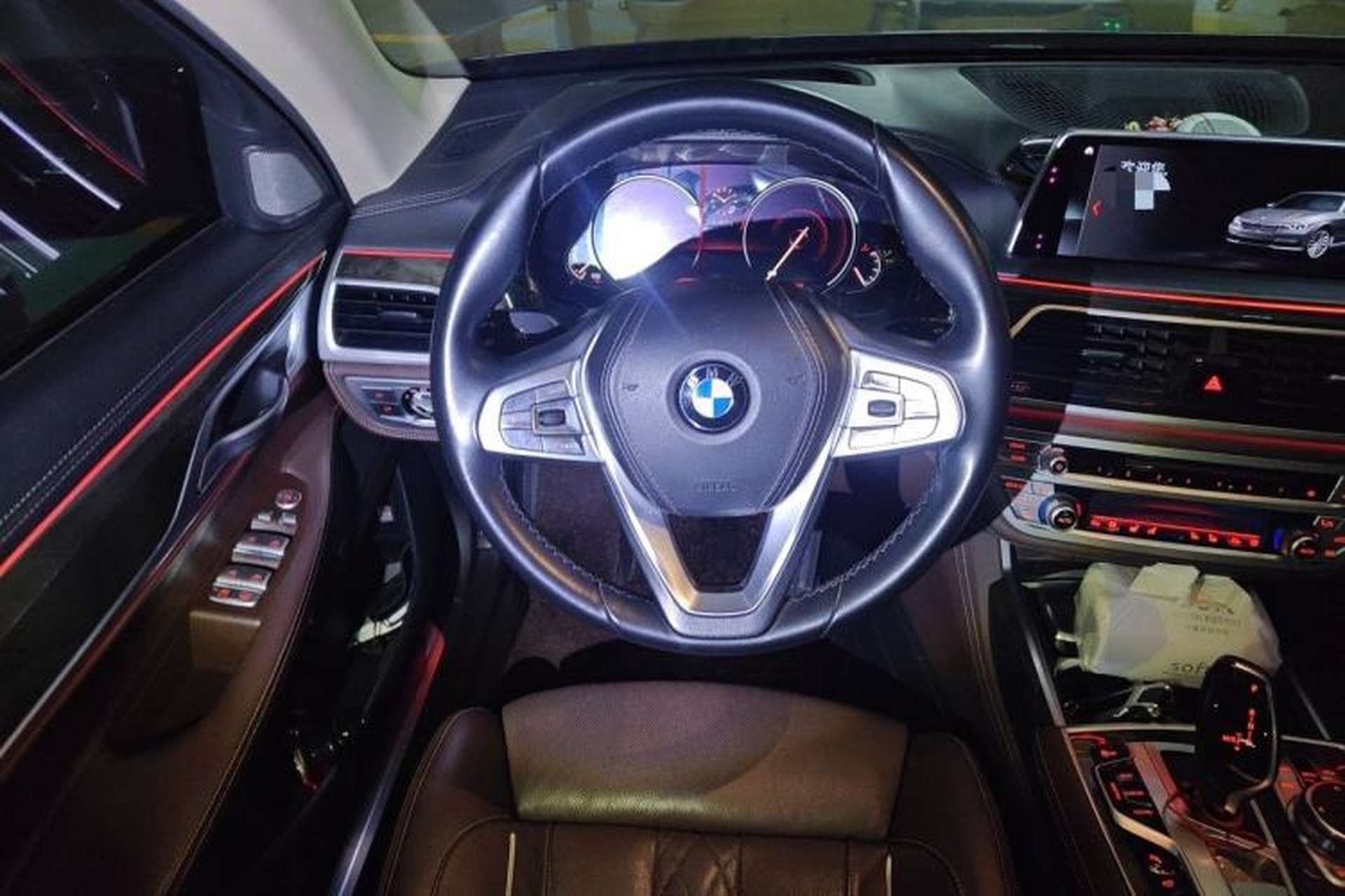 Used BMW 7 Series 2018 730Li Luxury Model Excellence Package Steering Wheel
