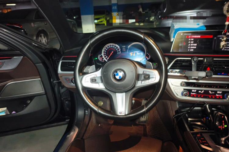 Used BMW 7 Series 2018 740Li M Sport Package Leading Model Steering Wheel