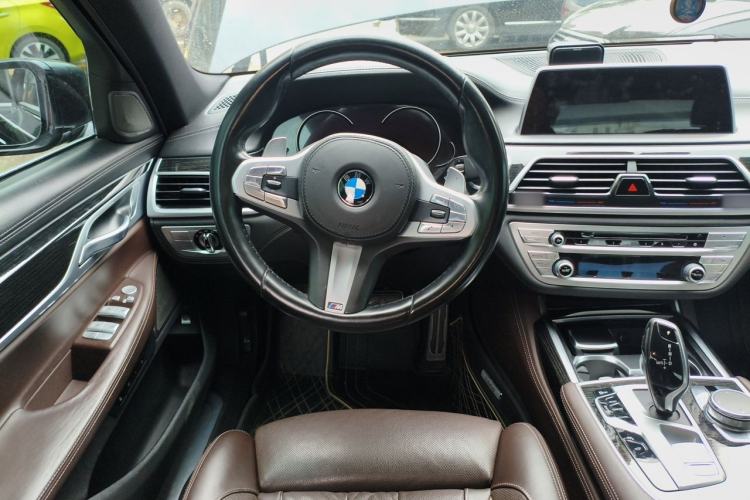 Used BMW 7 Series 2018 730Li Luxury Edition M Sport Package Steering Wheel