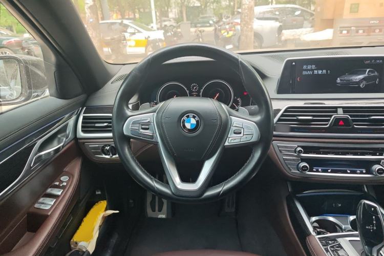 Used BMW 7 Series 2018 730Li Leading Model M Sport Package Steering Wheel