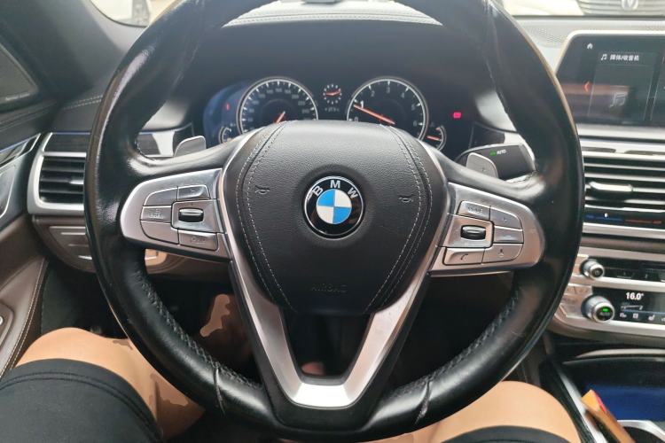 Used BMW 7 Series 2018 740Li M Sport Package Leading Model Steering Wheel