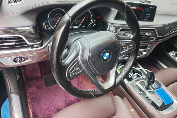 Used BMW 7 Series 2018 730Li Leading Model M Sport Package Steering Wheel
