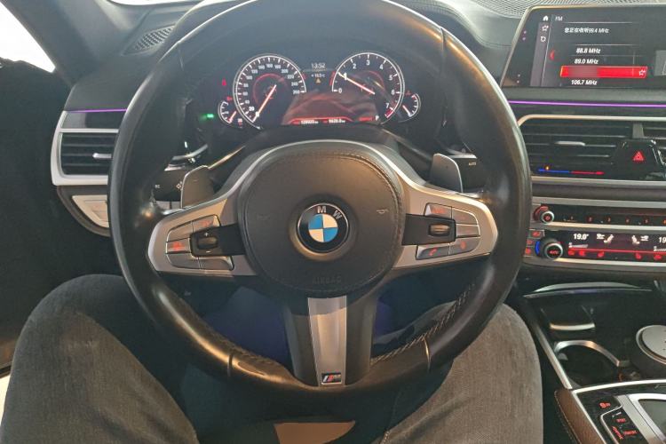 Used BMW 7 Series 2018 730Li Leading Model M Sport Package Steering Wheel