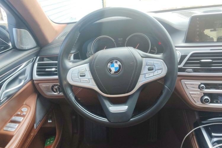 Used BMW 7 Series 2018 740Li xDrive Luxury Edition Excellence Package Steering Wheel