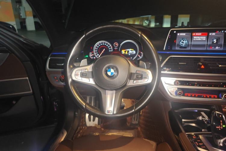 Used BMW 7 Series 2018 730Li Luxury Edition M Sport Package Steering Wheel