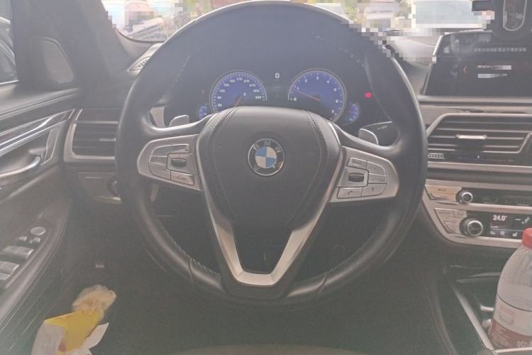Used BMW 7 Series 2018 740Li M Sport Package Leading Model Steering Wheel