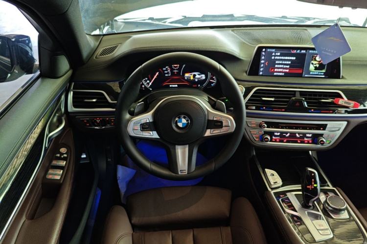 Used BMW 7 Series 2018 730Li Leading Model M Sport Package Steering Wheel