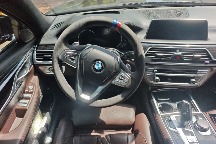 Used BMW 7 Series 2018 730Li Luxury Edition M Sport Package Steering Wheel
