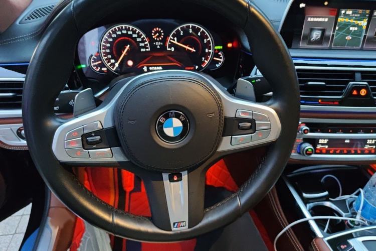 Used BMW 7 Series 2018 740Li xDrive Luxury Edition M Sport Package Steering Wheel