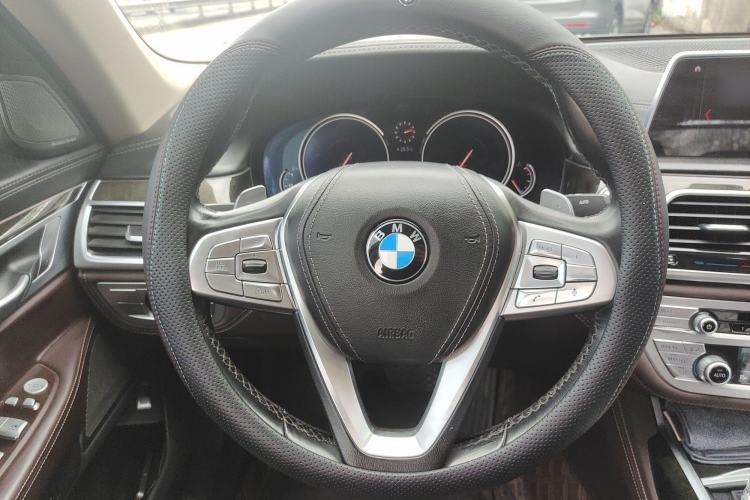 Used BMW 7 Series 2018 740Li Leading Model Excellence Package Steering Wheel