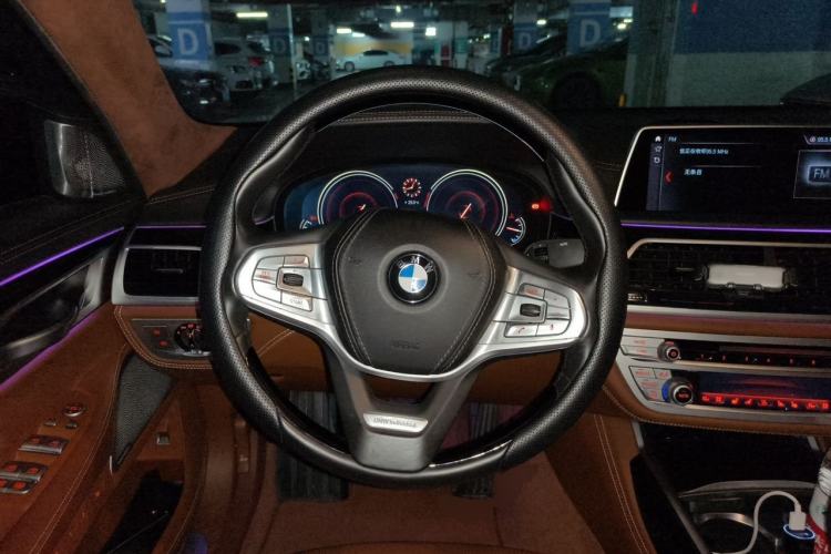 Used BMW 7 Series 2018 740Li xDrive Luxury Edition Excellence Package Steering Wheel