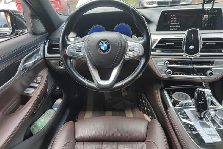 Used BMW 7 Series 2018 730Li Luxury Edition M Sport Package Steering Wheel