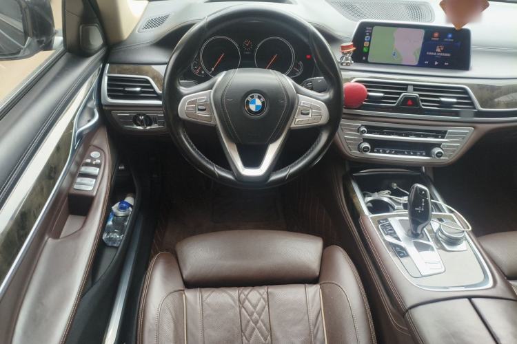 Used BMW 7 Series 2018 730Li Luxury Model Excellence Package Steering Wheel