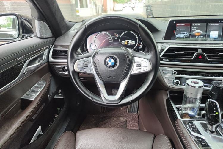 Used BMW 7 Series 2018 730Li Luxury Edition M Sport Package Steering Wheel