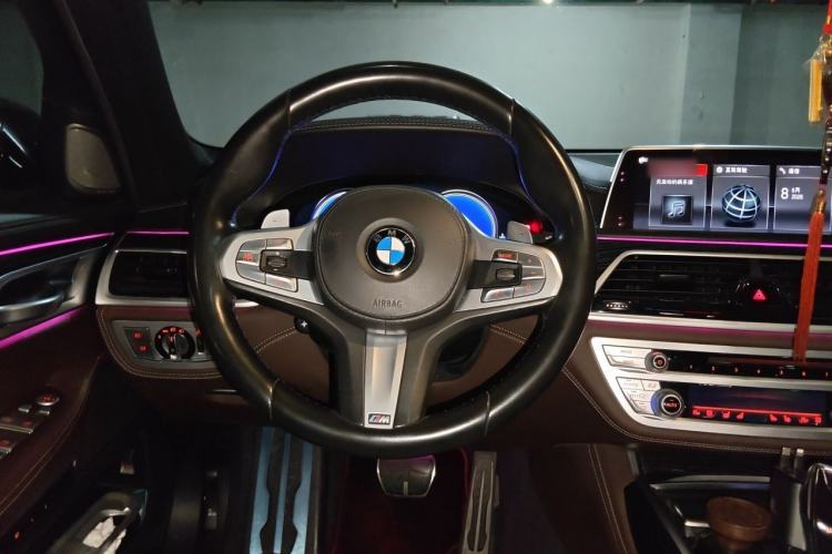 Used BMW 7 Series 2018 730Li Luxury Edition M Sport Package Steering Wheel