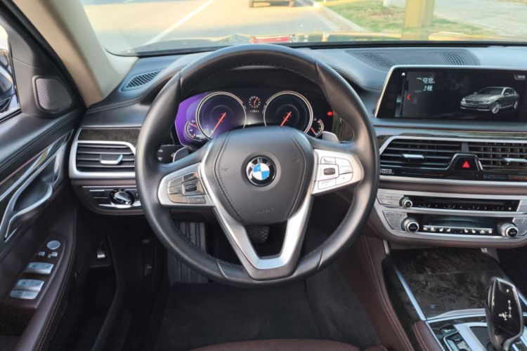 Used BMW 7 Series 2018 740Li Leading Model Excellence Package Steering Wheel