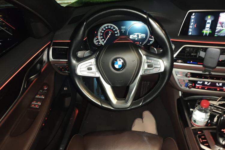 Used BMW 7 Series 2018 730Li Leading Model M Sport Package Steering Wheel