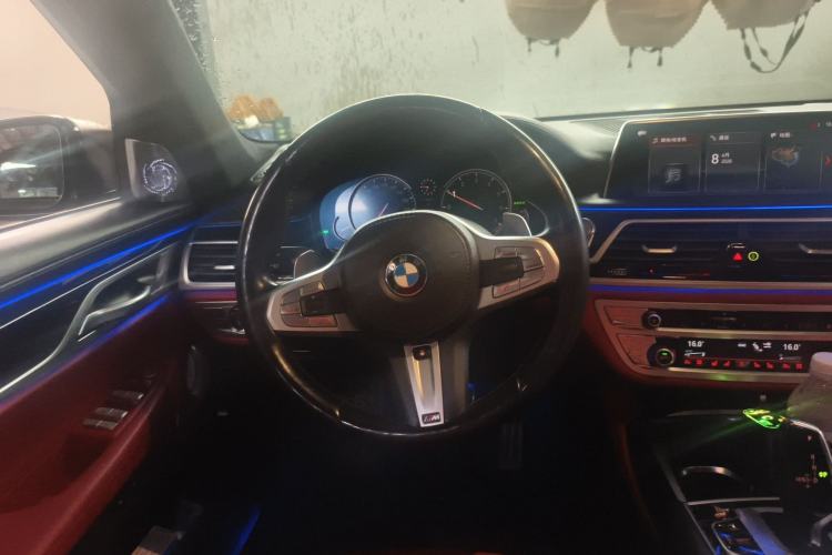 Used BMW 7 Series 2018 740Li xDrive Luxury Edition M Sport Package Steering Wheel