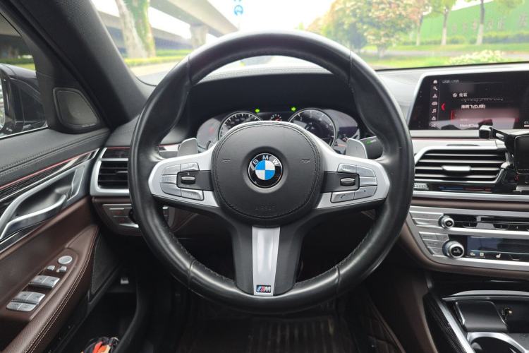 Used BMW 7 Series 2018 730Li Leading Model M Sport Package Steering Wheel