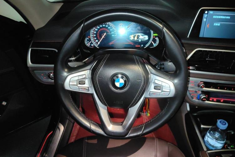 Used BMW 7 Series 2018 730Li Leading Model Excellence Package Steering Wheel