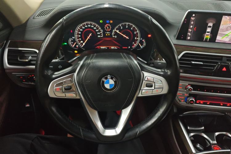 Used BMW 7 Series 2018 730Li Leading Model Excellence Package Steering Wheel