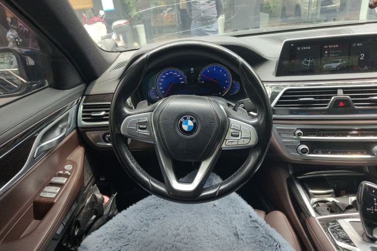 Used BMW 7 Series 2018 730Li Leading Model M Sport Package Steering Wheel
