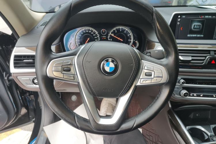 Used BMW 7 Series 2018 730Li Leading Model Excellence Package Steering Wheel
