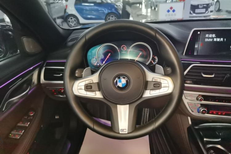 Used BMW 7 Series 2018 740Li M Sport Package Leading Model Steering Wheel