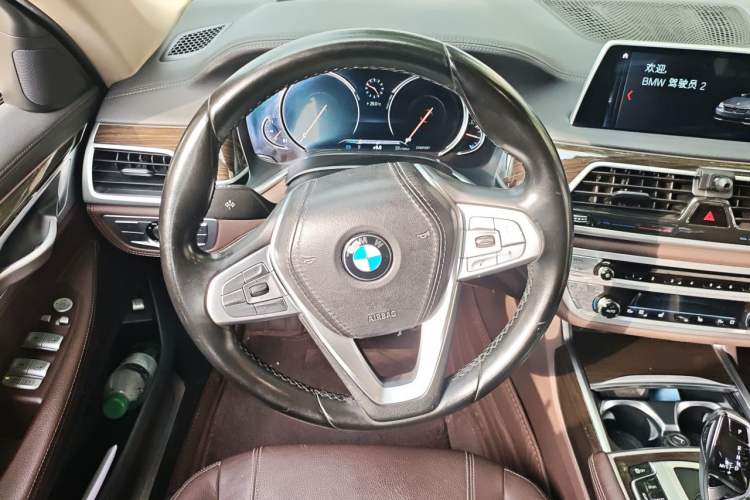 Used BMW 7 Series 2018 730Li Leading Model Excellence Package Steering Wheel