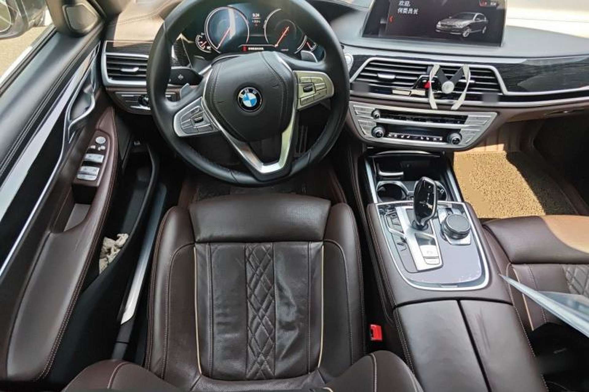 Used BMW 7 Series 2018 730Li Luxury Edition M Sport Package Steering Wheel