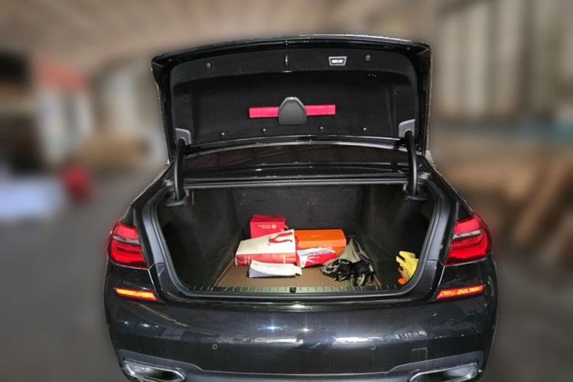 Used BMW 7 Series 2018 730Li Leading Model M Sport Package Trunk
