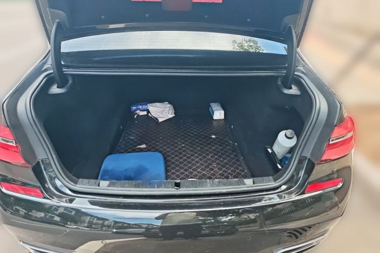 Used BMW 7 Series 2018 730Li Leading Model M Sport Package Trunk