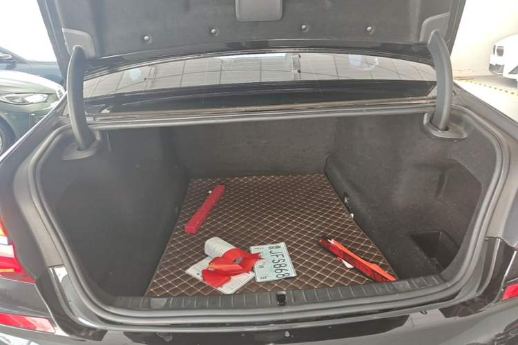Used BMW 7 Series 2018 730Li Leading Model M Sport Package Trunk