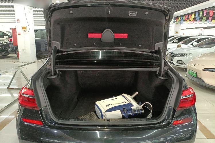 Used BMW 7 Series 2018 730Li Leading Model M Sport Package Trunk